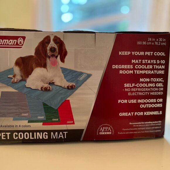 COLEMAN PET COOLING MAT STAYS 5-10 DEGRESS COLLER THAN ROOM TEMPERATURE - Picture 5 of 6